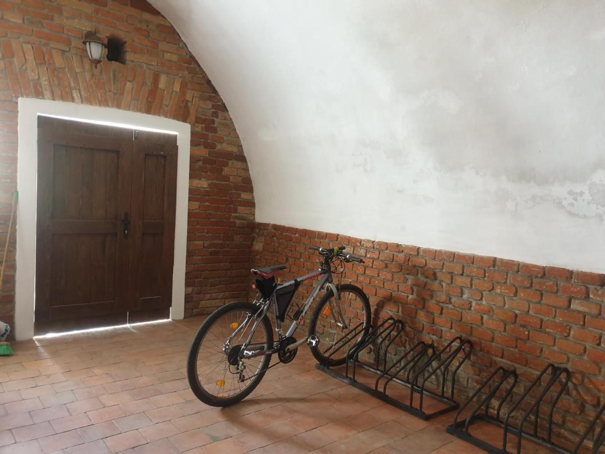 Apartmany In Veritas Mikulov Exterior photo
