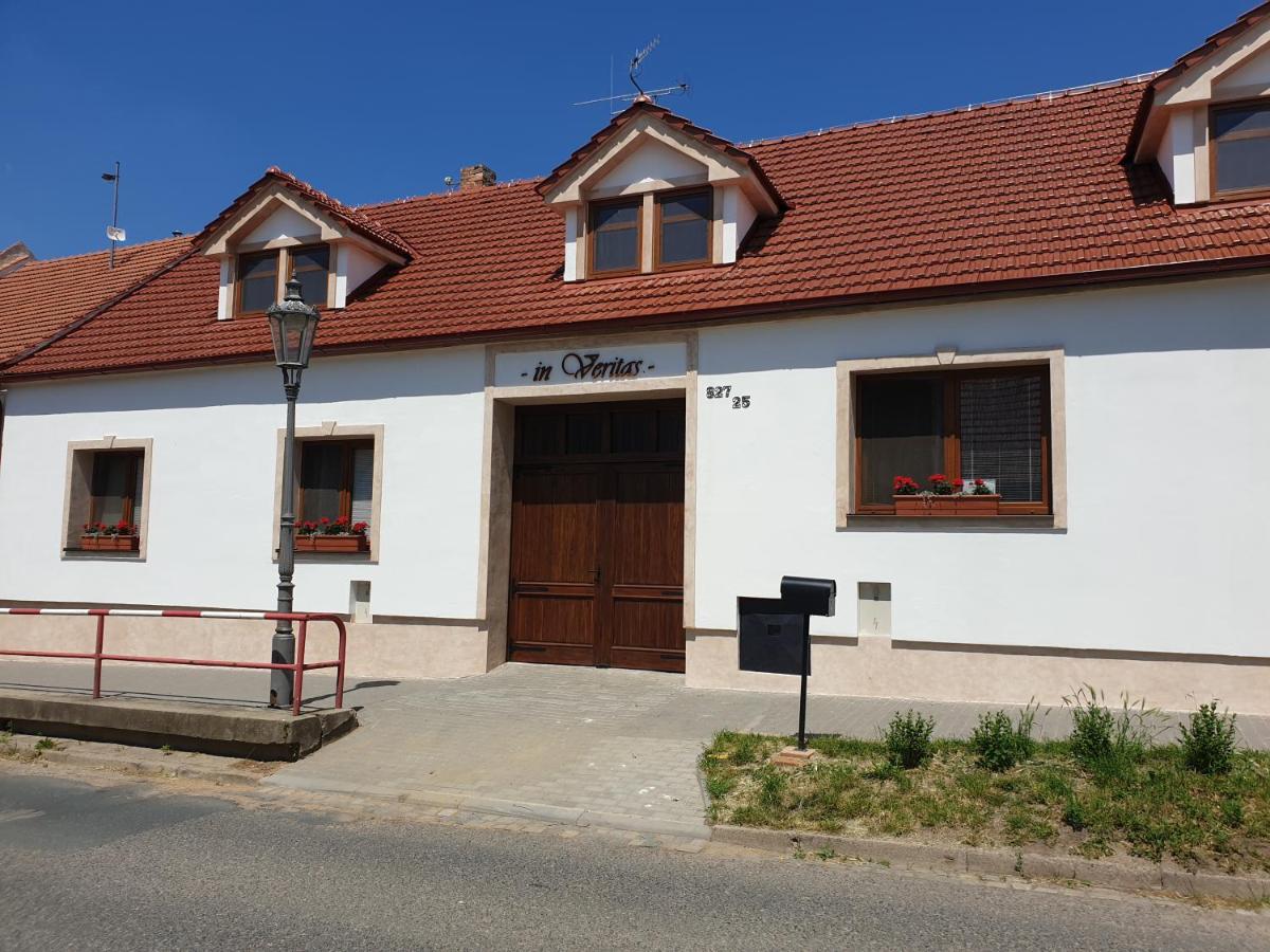 Apartmany In Veritas Mikulov Exterior photo